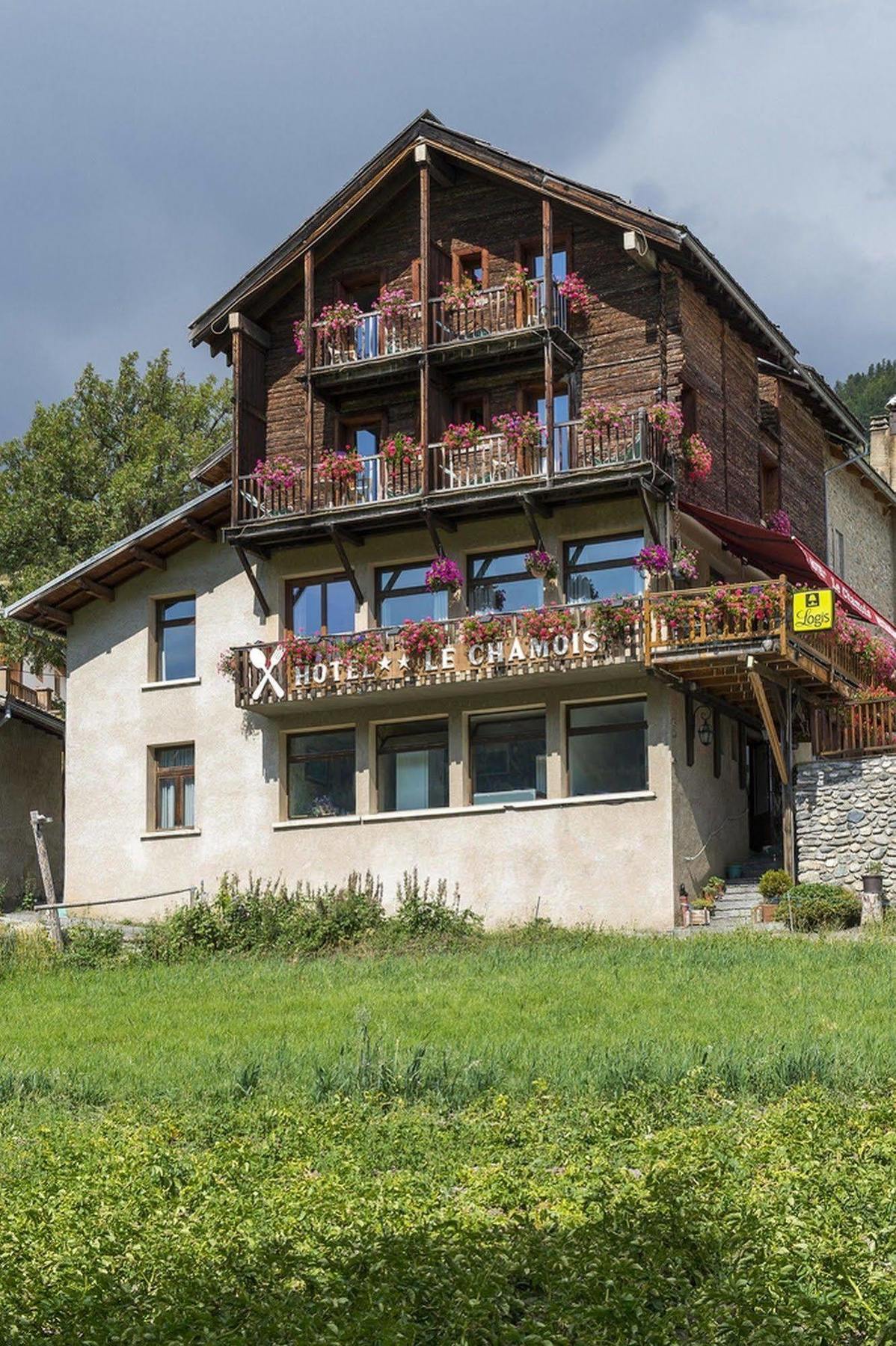 Hotel Le Chamois Logis Molines-en-Queyras Exterior foto