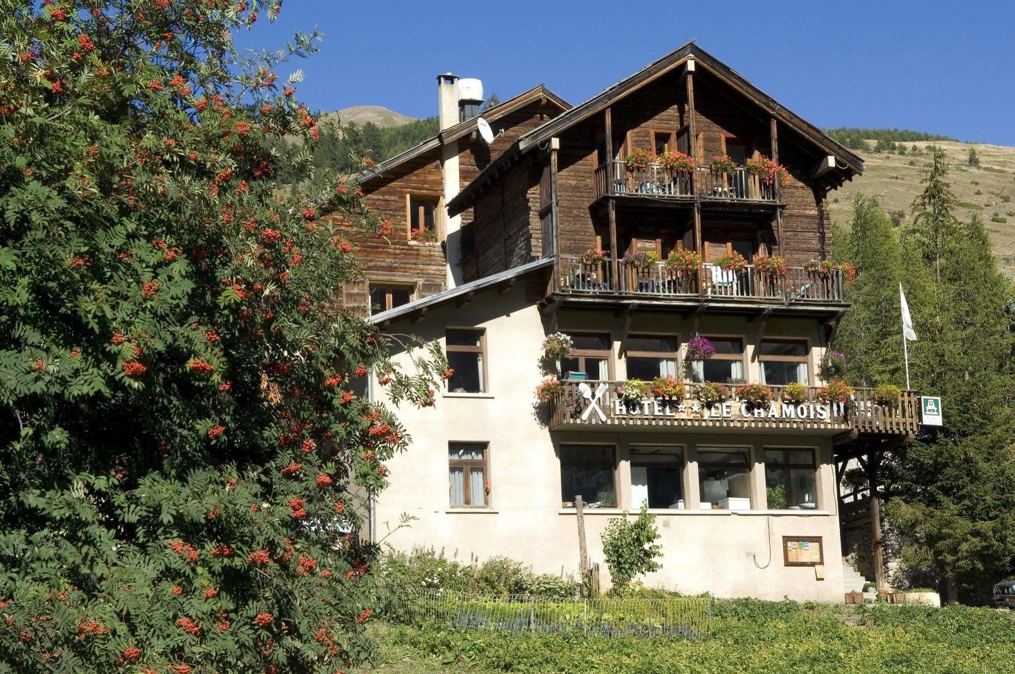 Hotel Le Chamois Logis Molines-en-Queyras Exterior foto